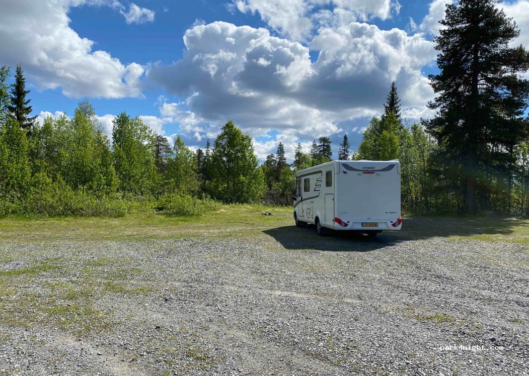(910 88)  - Unnamed Road — foto 2