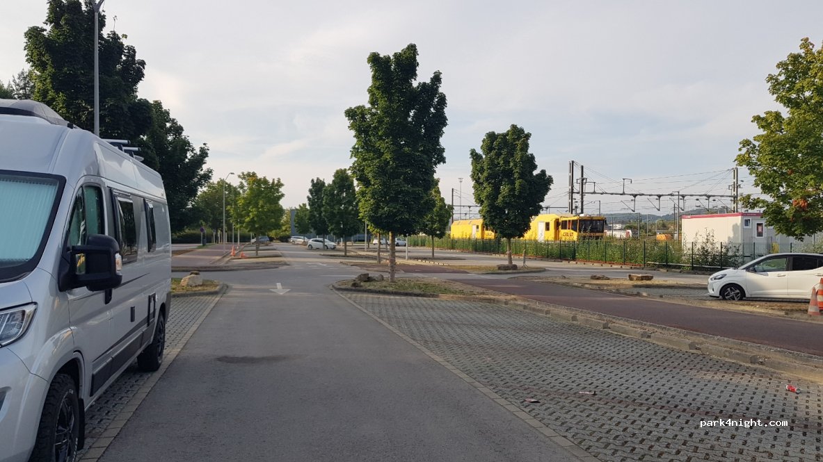 (3241) Bettembourg - 100 Rue Charles Jacquinot — foto