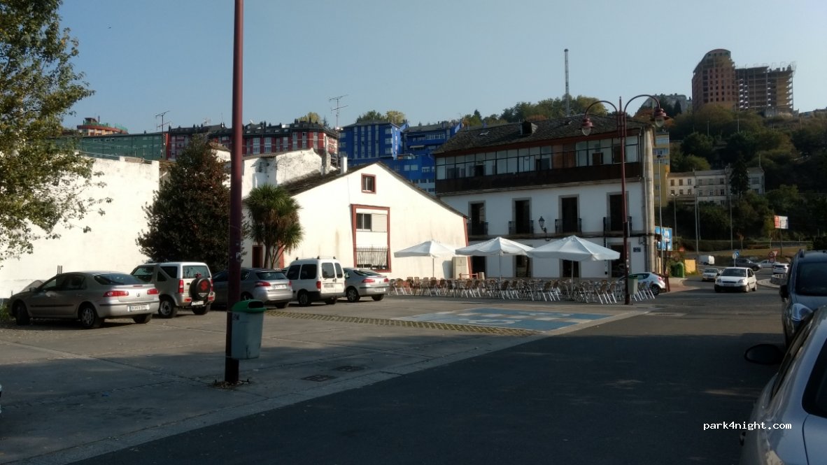 (27004) Lugo - Paseo Fluvial — foto 2