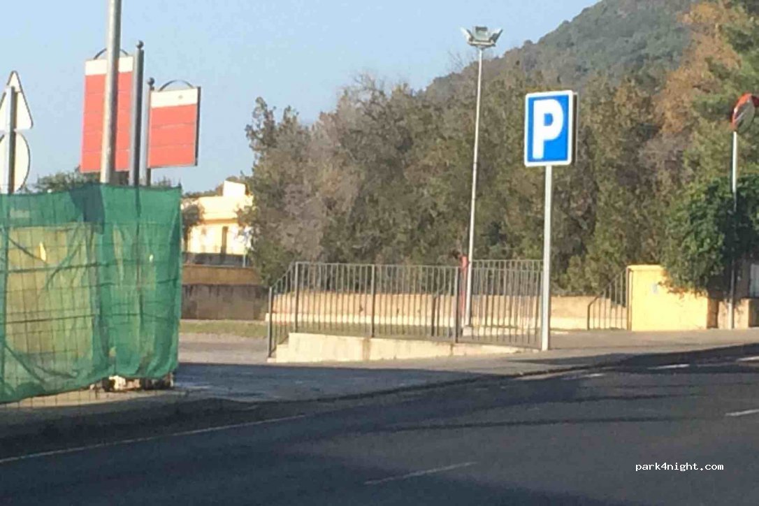 (21200) Aracena - 9 Avenida Reina de los Ángeles — foto