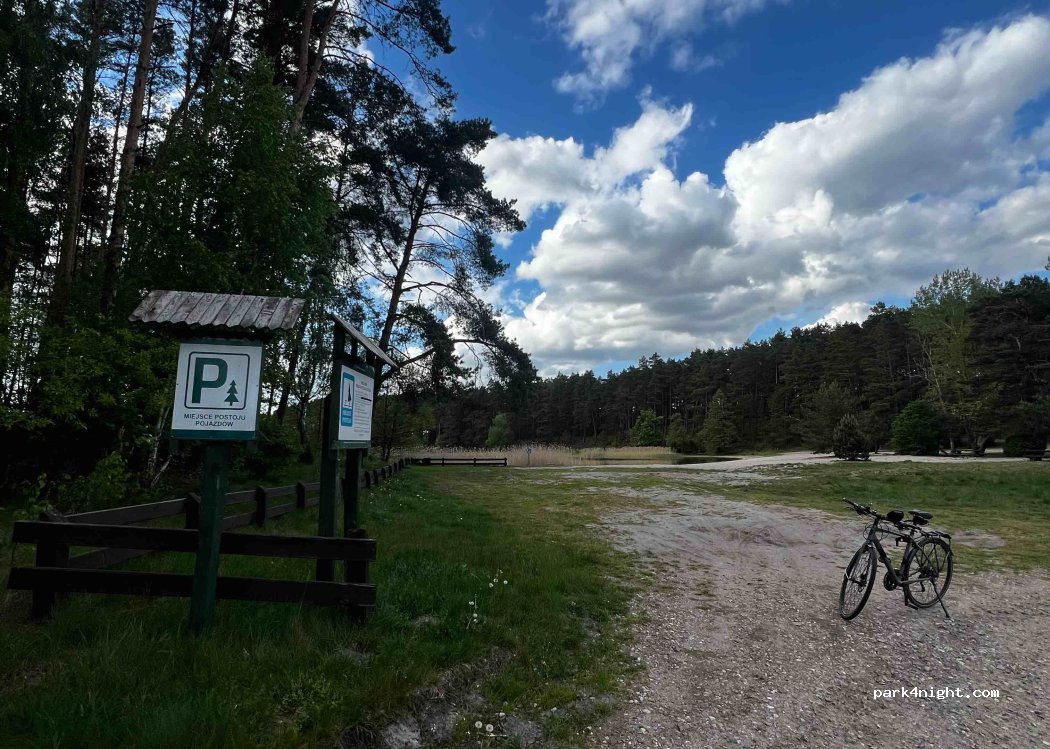 (84-342)  - Unnamed Road — foto