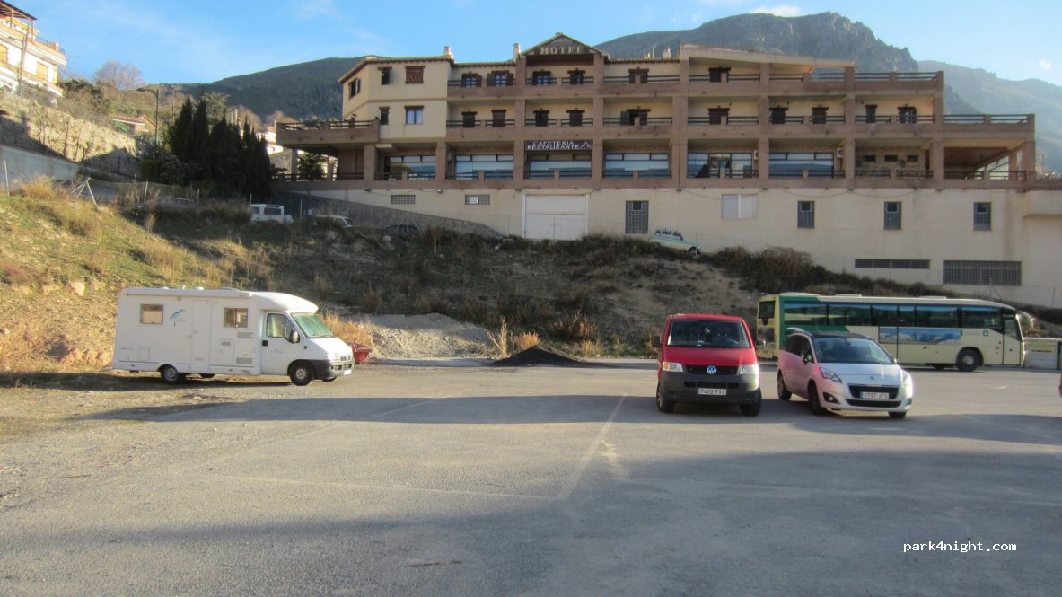 (18160) Güejar Sierra - 2 Avenida Libertad — foto
