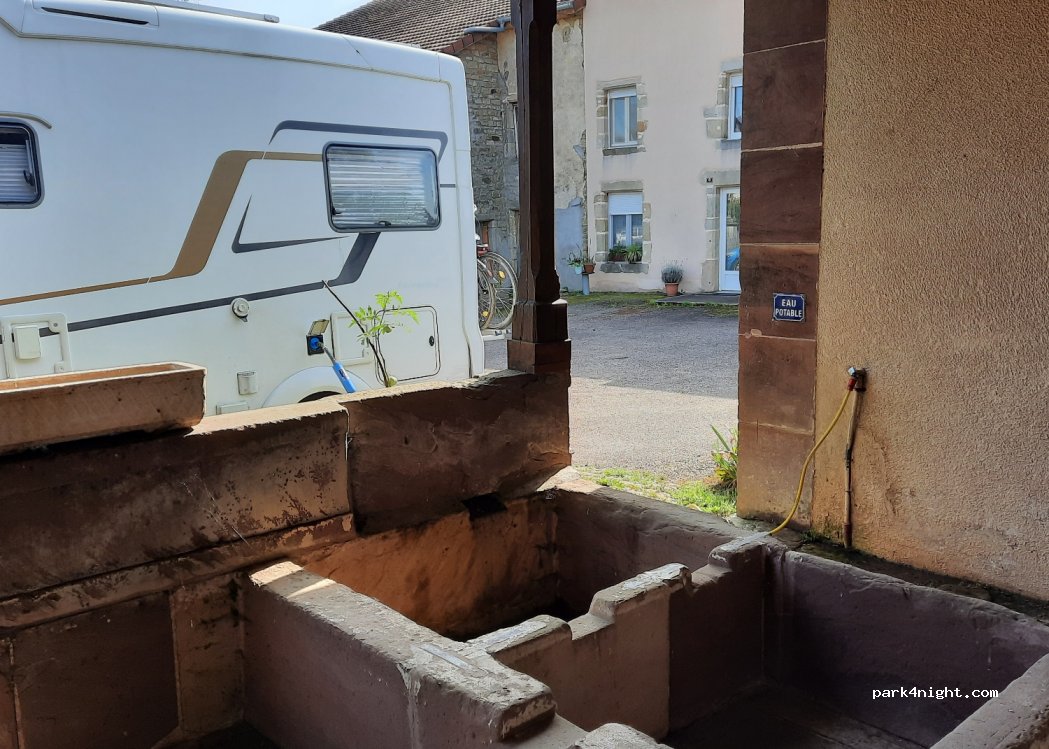 (70240) La Villeneuve-Bellenoye-et-la-Maize - 6 Rue de la bascule — foto
