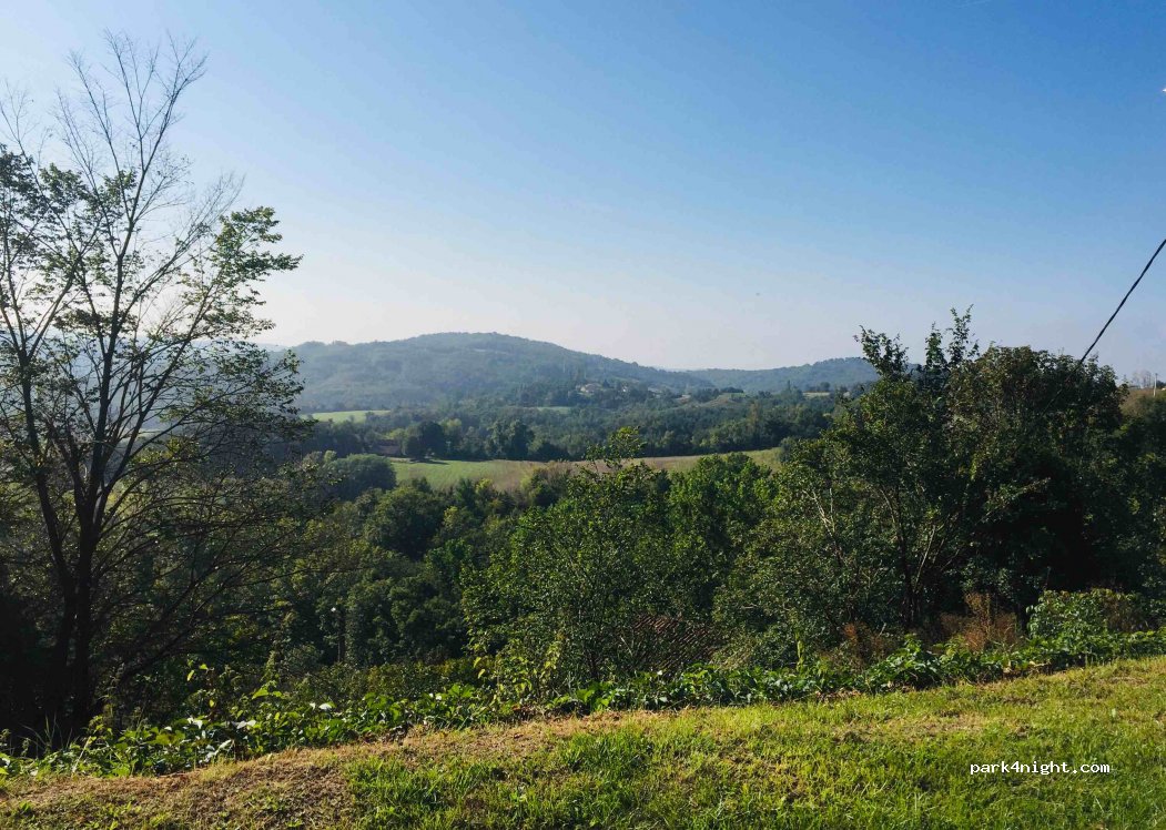 (26260) Bathernay - 275 Descente de Leglise — foto