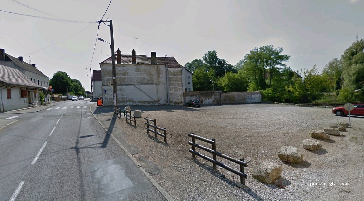 (71500) Branges - 1030-1038 Route du Bourg — foto