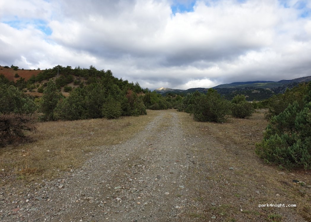 (19900) Çorum - Unnamed Road — foto