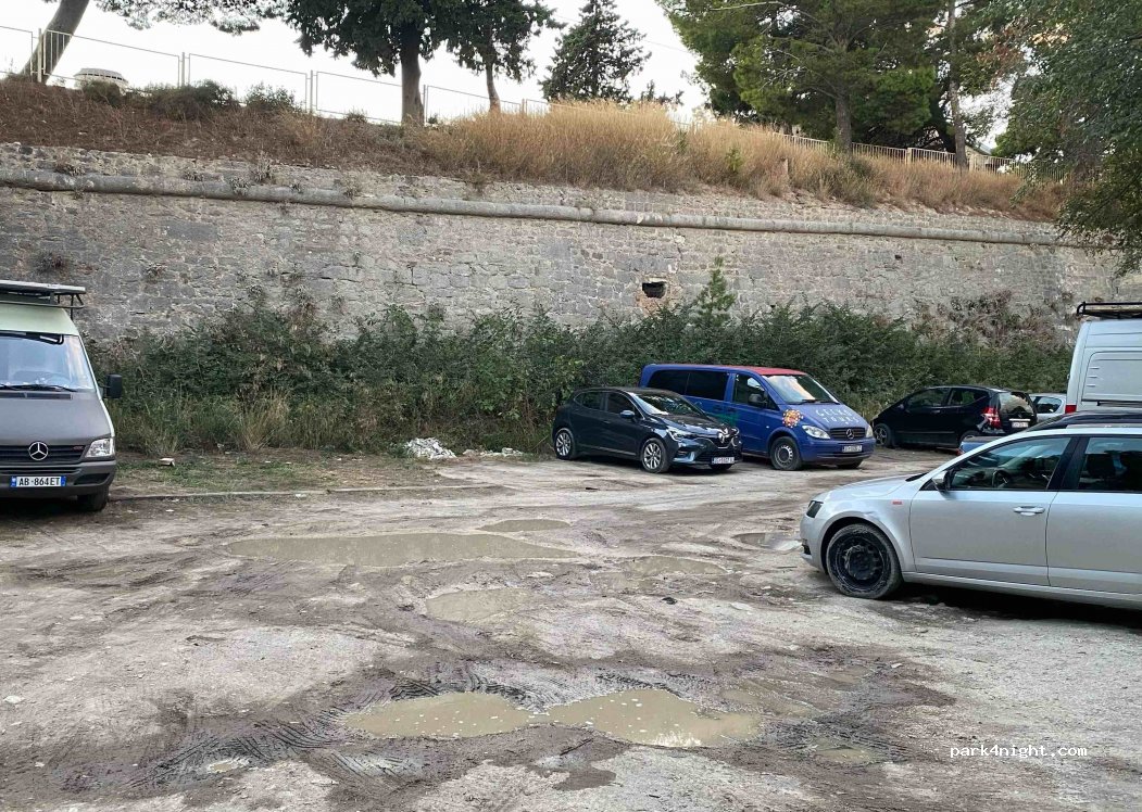 (21000) Split - 21 Vidilica ulica — foto 2
