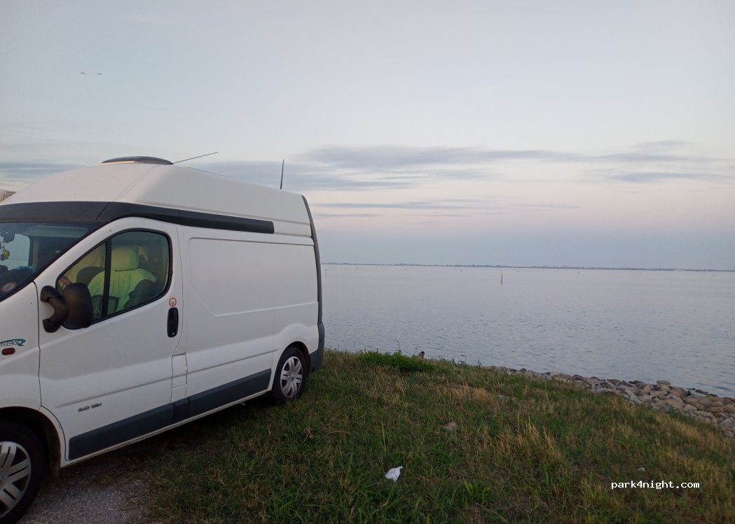 (45018) Porto Tolle - Strada Belvedere Sacca — foto 2