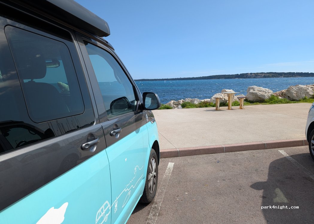 (06400) Cannes - 46 Boulevard Eugène Gazagnaire — foto 5