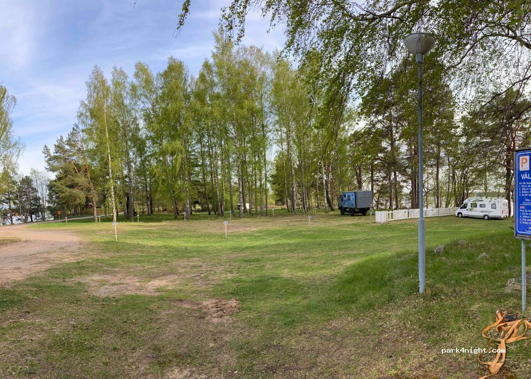 (810 40) - 126 Övägen — foto 2