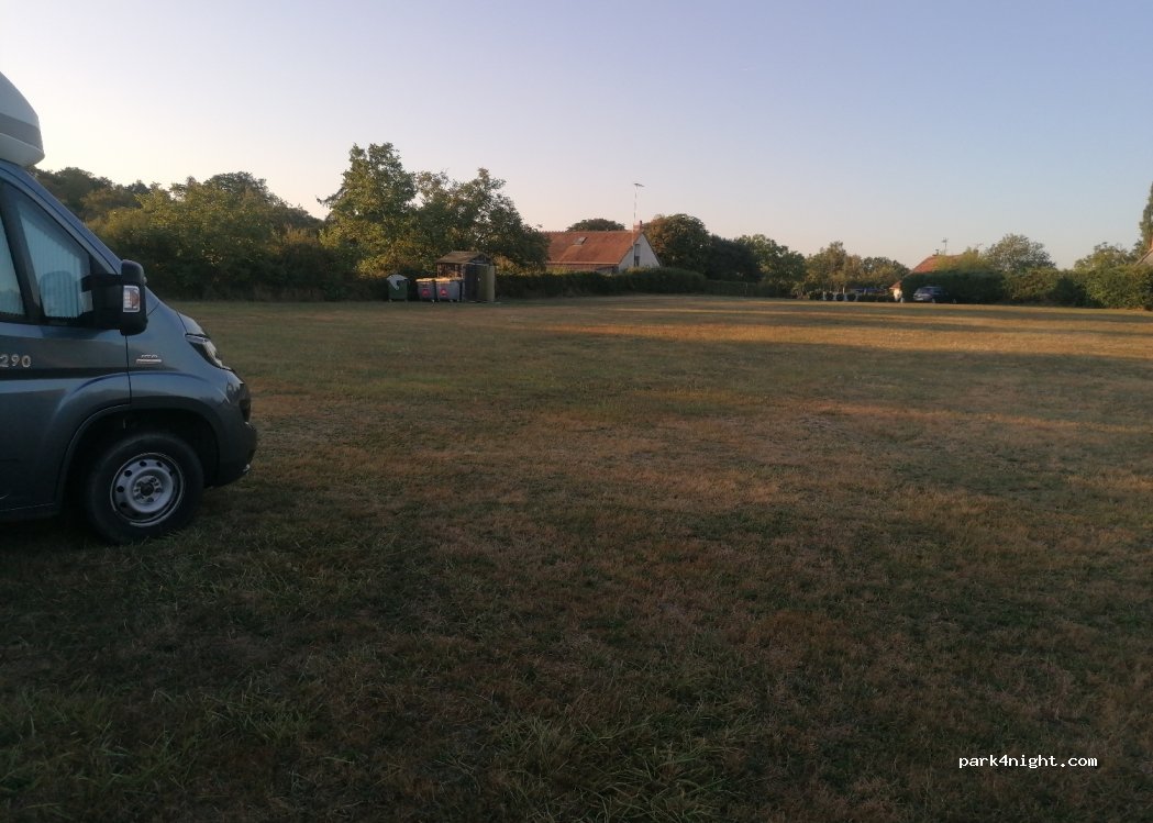 (03190) Hérisson - 4 Hameau de Chateloy — foto 3