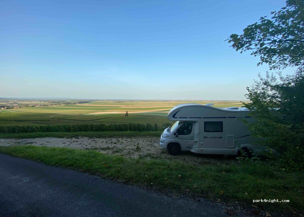 (51530) Cramant - Unnamed Road — foto 2