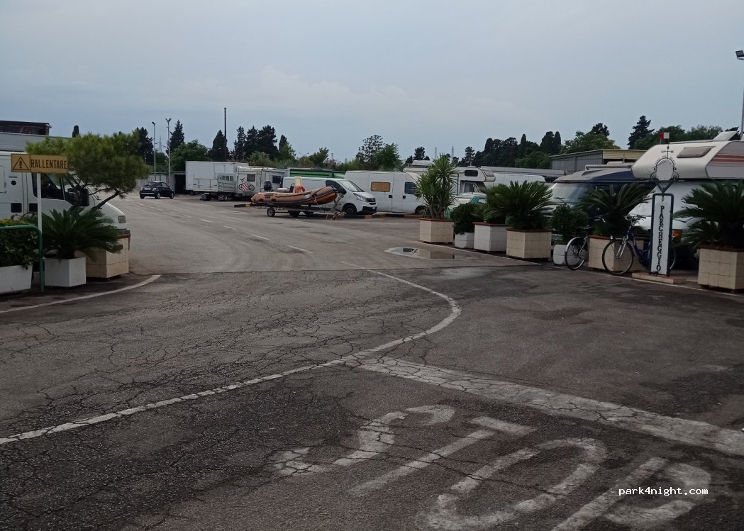 (74123) Taranto - 174 Via Niccolò Machiavelli — foto 2