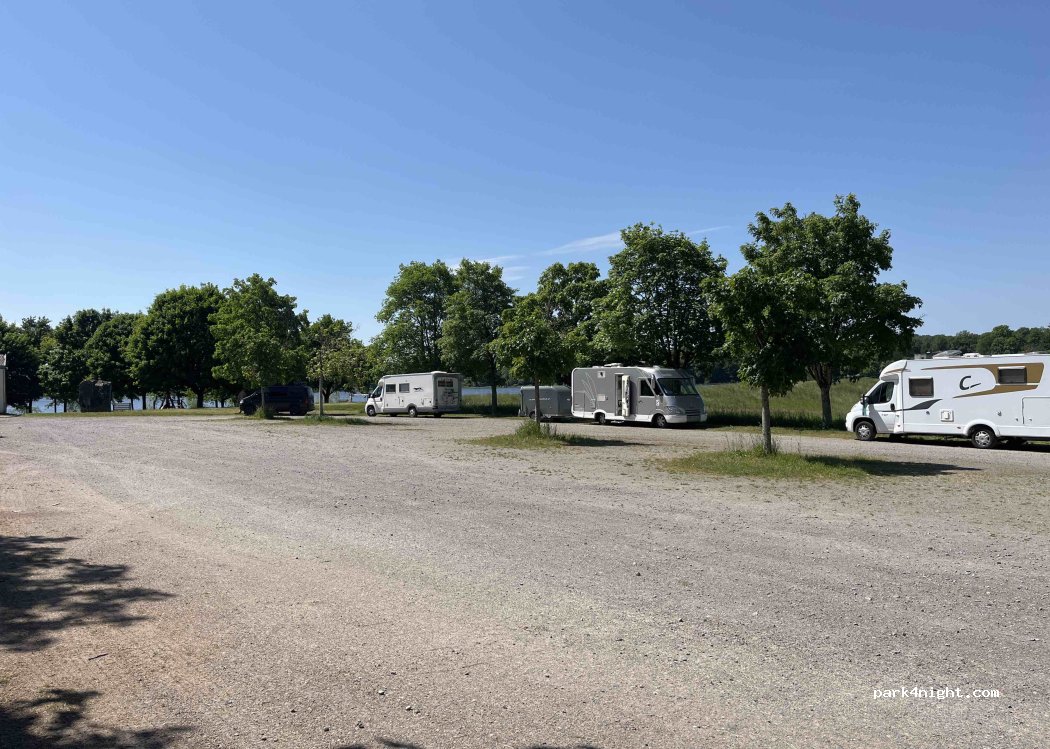 (16150) Saint-Quentin-sur-Charente - D214 — foto 2