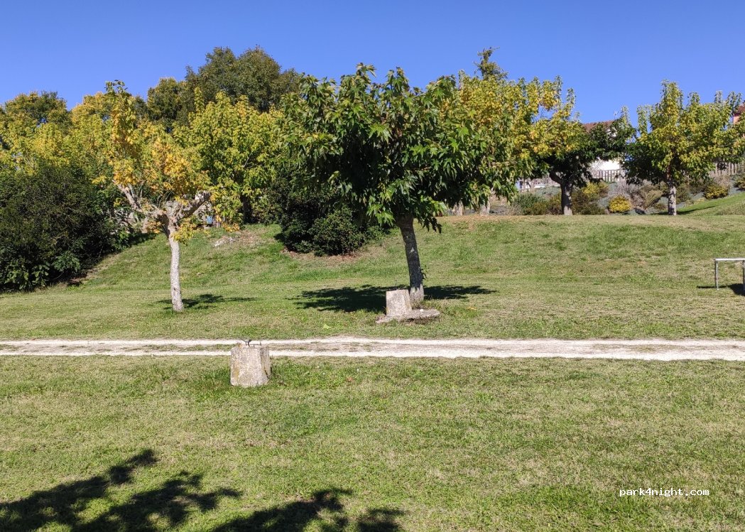 (47260) Laparade - 5 place du couderc — foto 4
