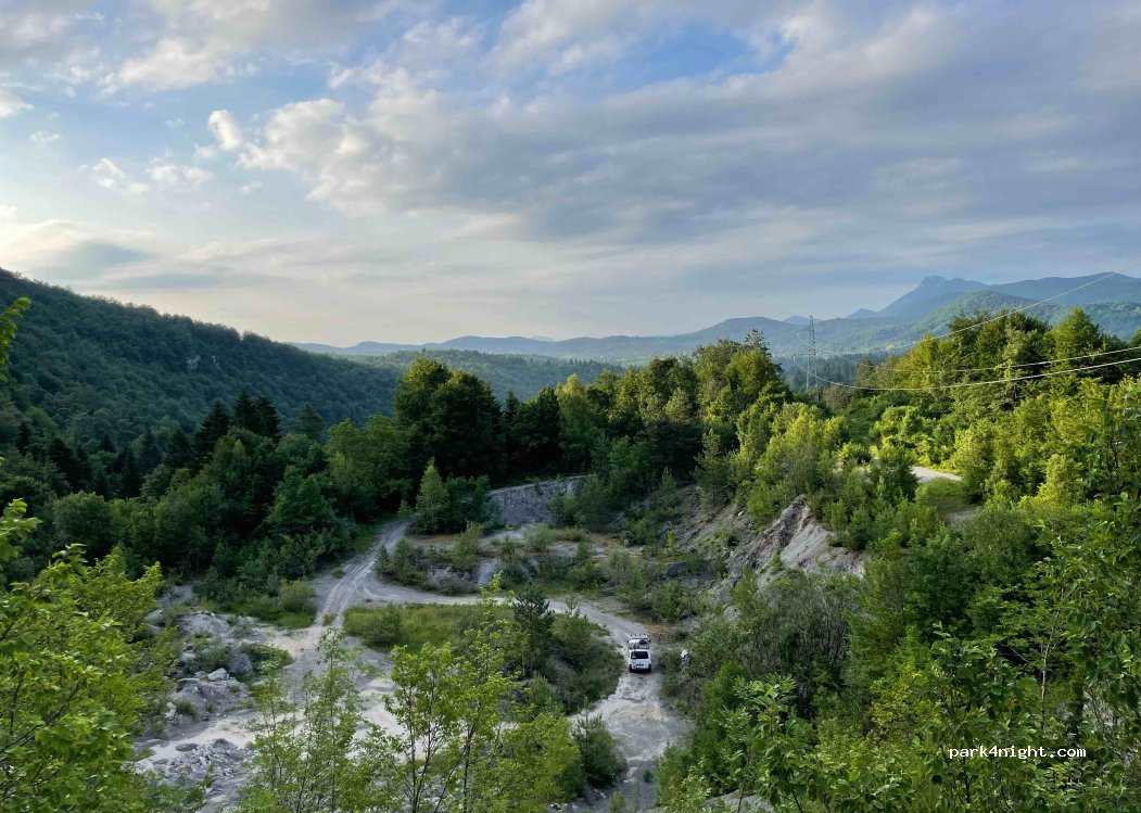 () Hambarište - — foto