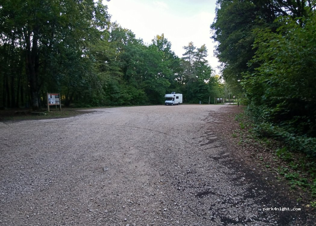 (52800) Nogent - Route de Mandres — foto 2