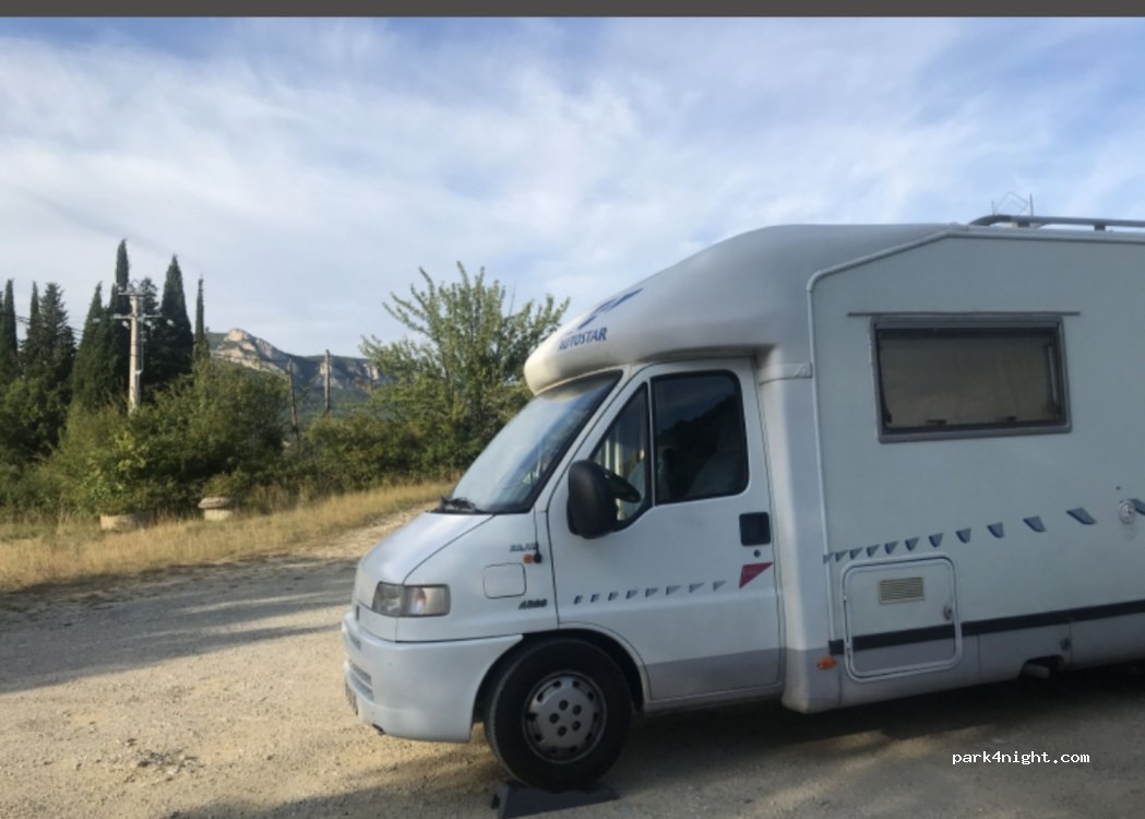 (26160) Salettes - 60 Impasse de l'Église — foto