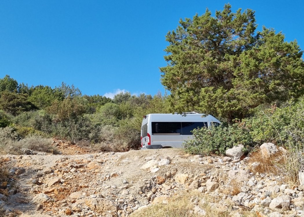(721 00) Istro - Karavostassi — foto 2
