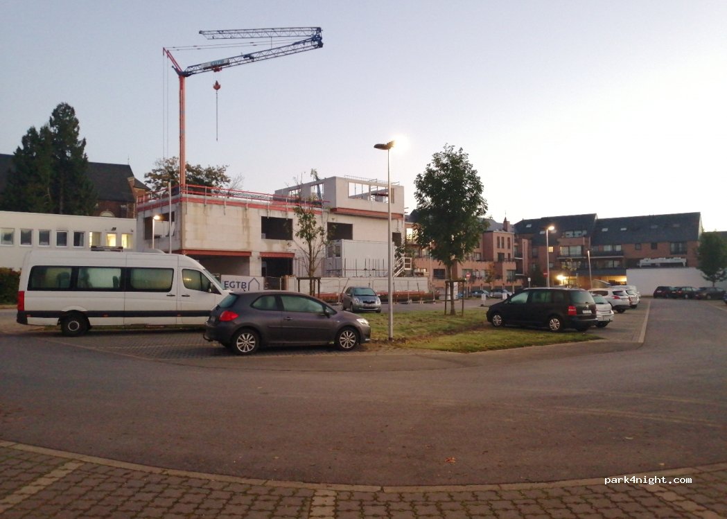 (1300) Wavre - 1 Place Albert 1er — foto