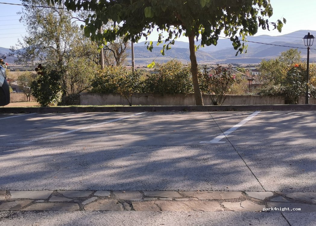 (22770) Berdún - 3 Plaza Mercadal — foto