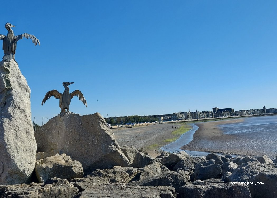 (LA4 4DQ) - 100 Marine Road West — foto 4