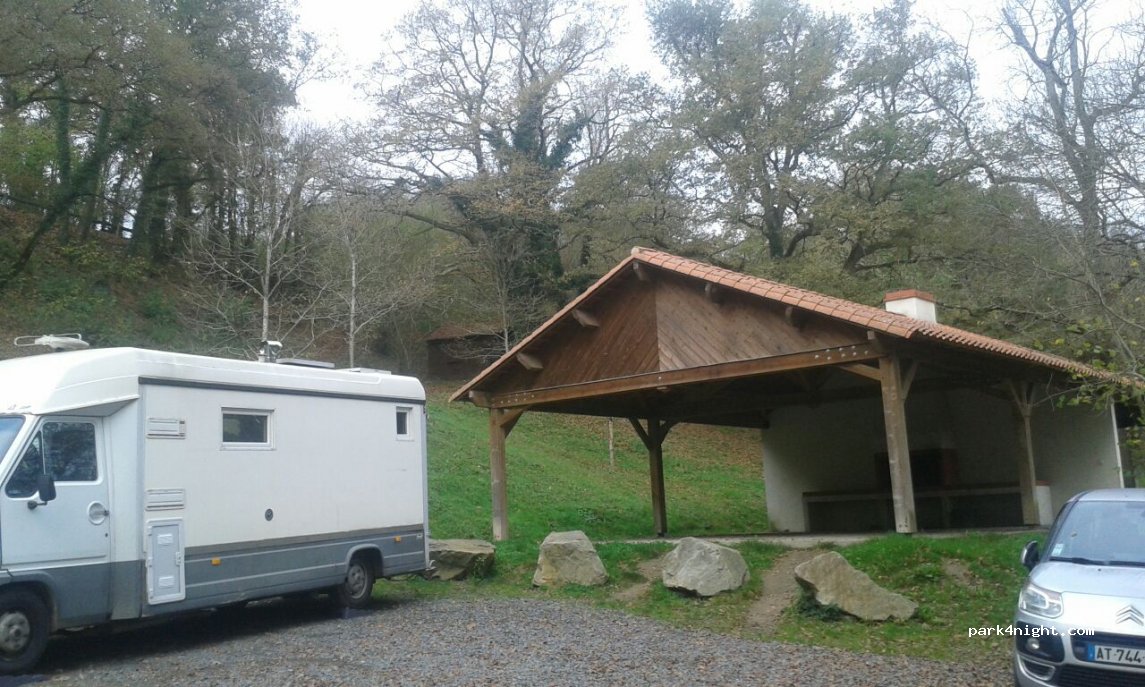 (44450) Barbechat - D207 — foto