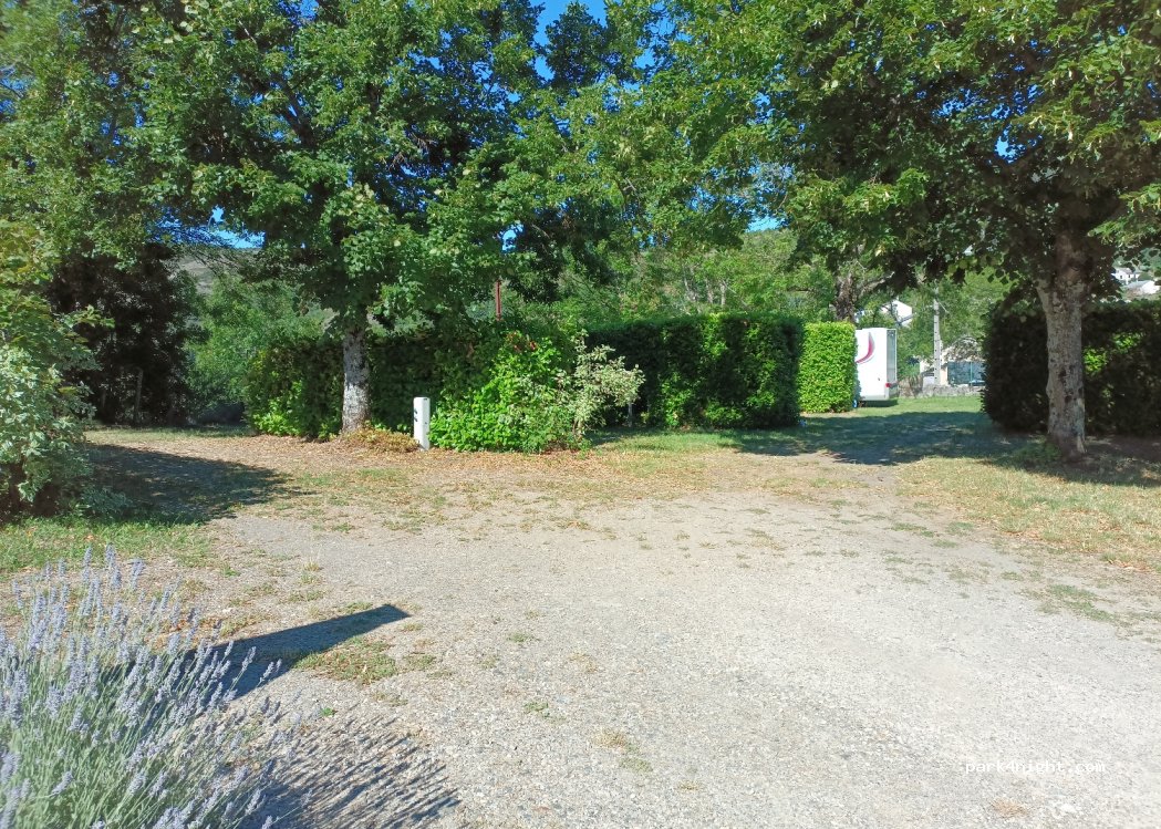 Camping du Pompidou — foto 2