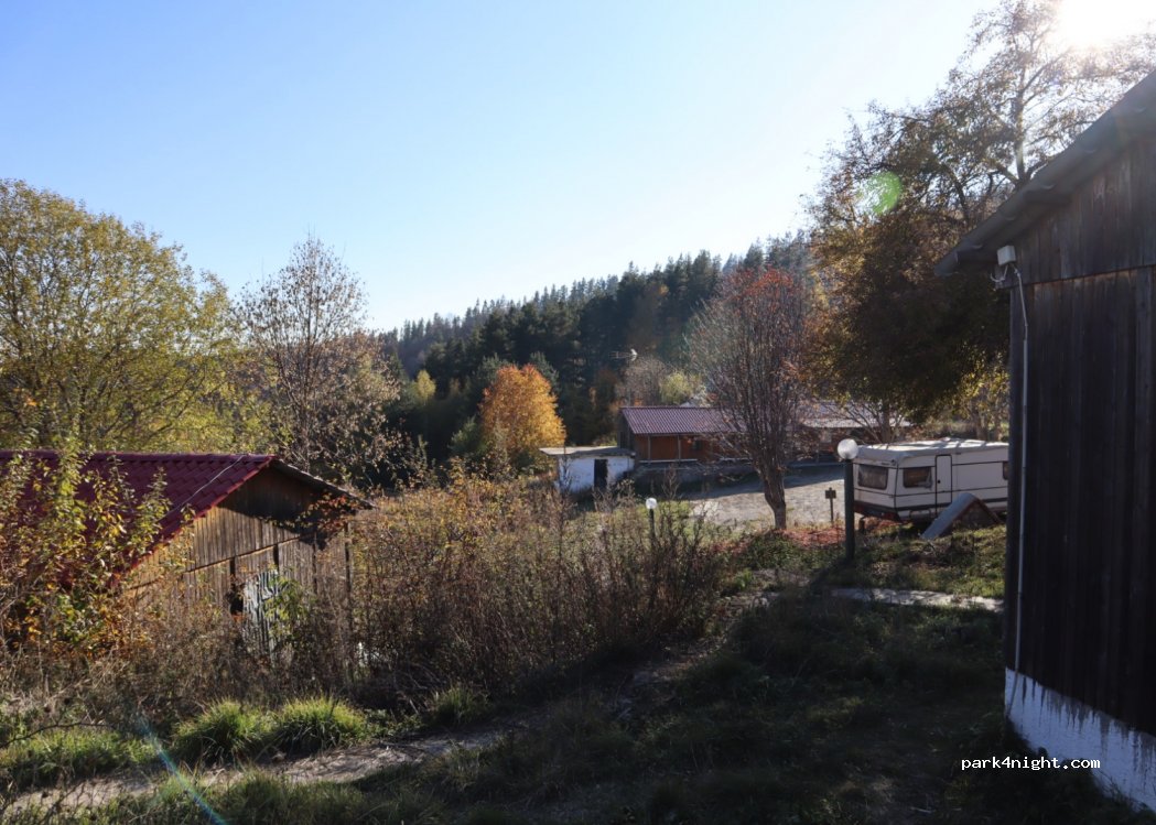 Faktos Forest Village — foto