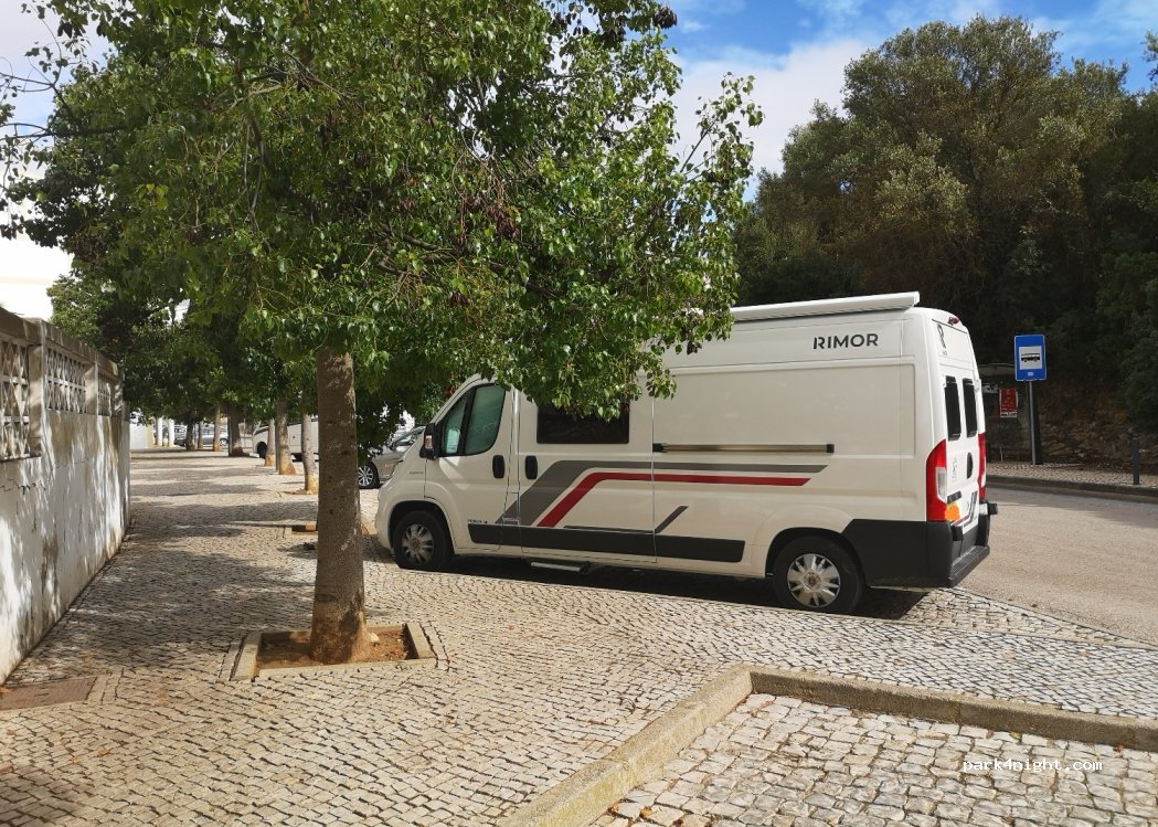 (8400) Carvoeiro - — foto 2