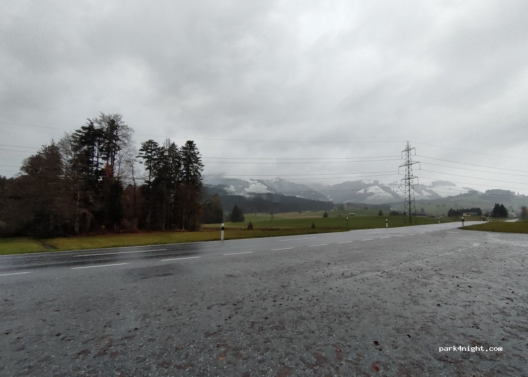 (8726) Ernetschwil - — foto