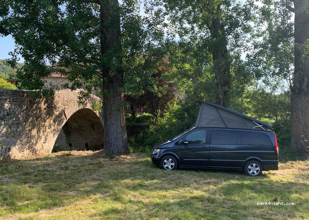 (04280) Céreste - 7 Allée de l'Encreme — foto 2