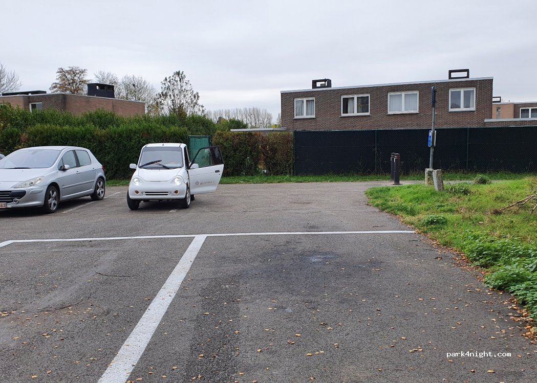 (3740) Bilzen - 2 Jeugdhuispad — foto 2