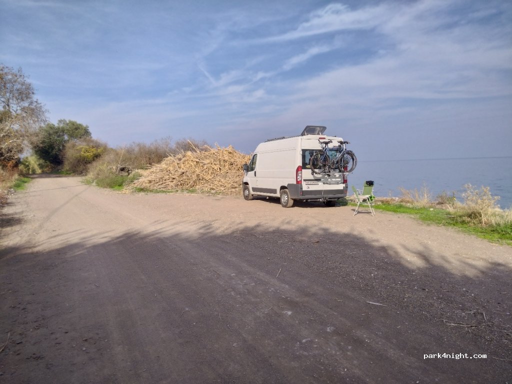 (811 04) Lesvos - Epar.Od. Kapis-Mithimnas — foto
