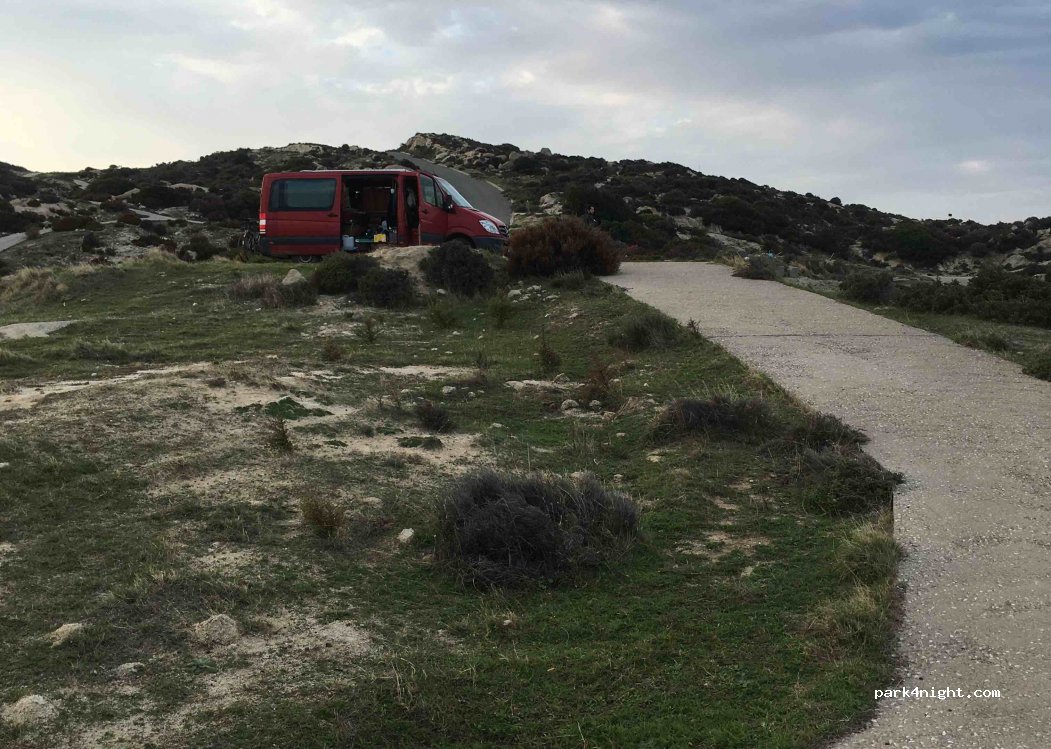 (630 72) Sikia - Unnamed Road — foto