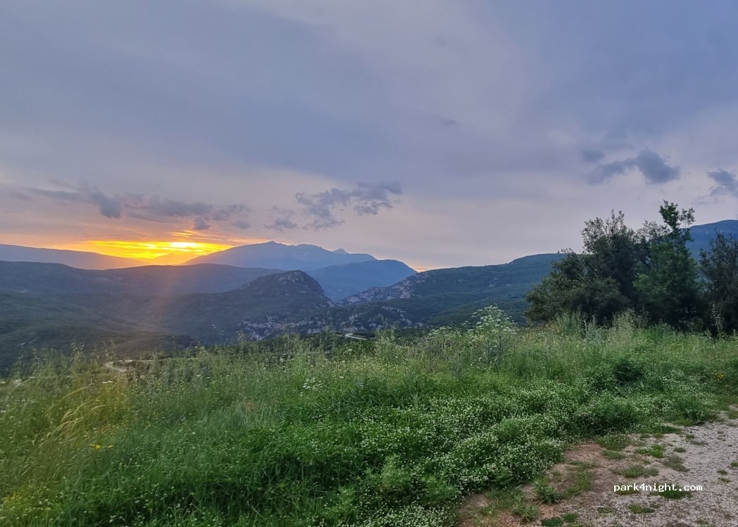 (440 04) Vikos - Unnamed Road — foto 3