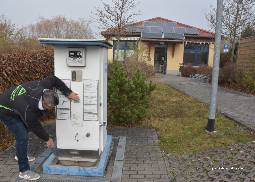 Wohnmobilstellplatz Meiningen — foto
