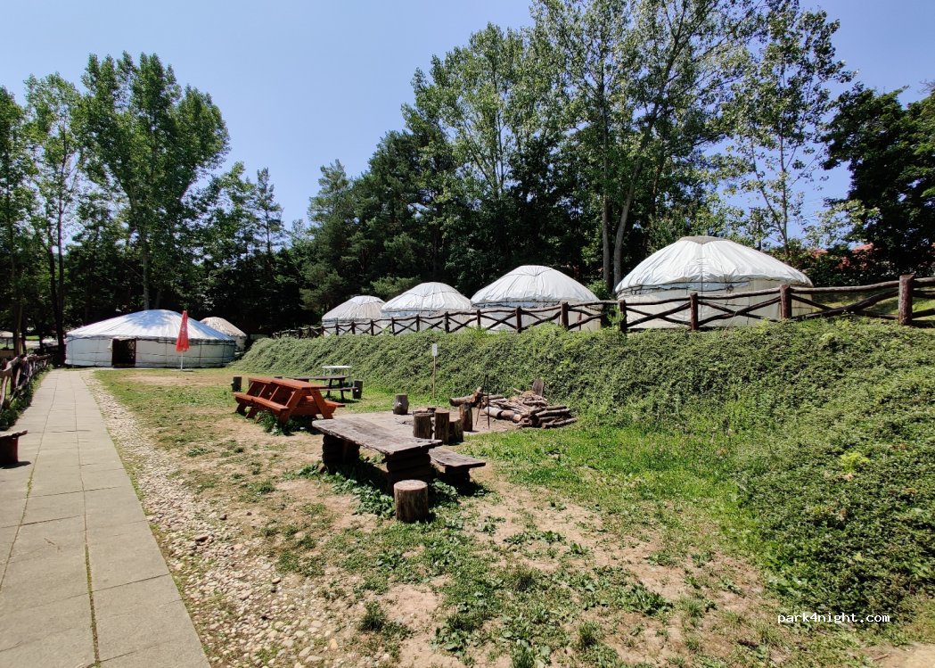 Fitt Jurtatábor and Camping Orfű — foto 2