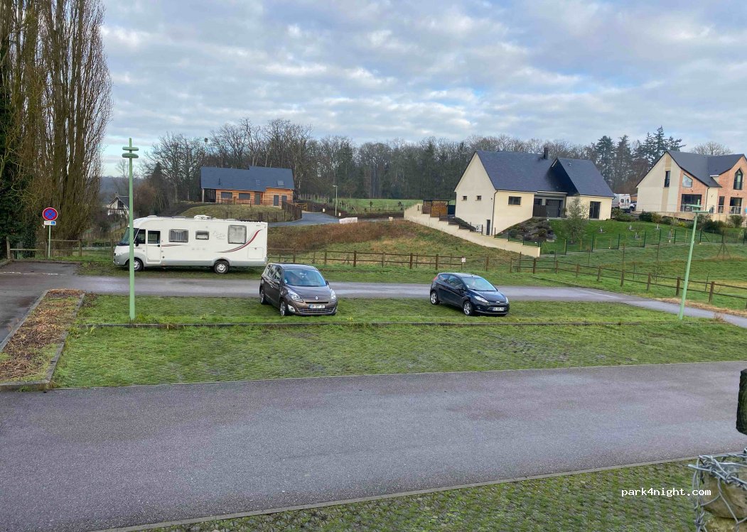 (27110) Le Neubourg - 4 Rue du Tour de ville Nord — foto