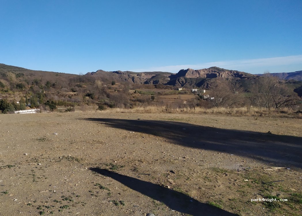 (18415) Pórtugos - 17 Calle Sierra Nevada — foto