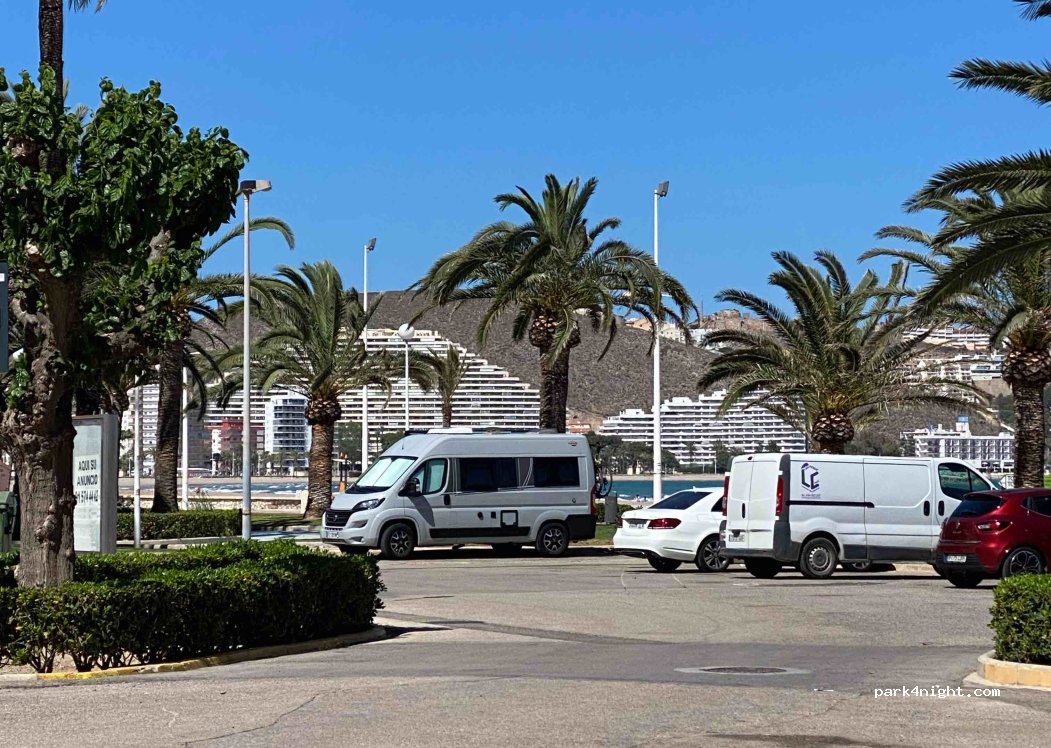 (46400) Cullera - 15 Avenida Castelló — foto 4