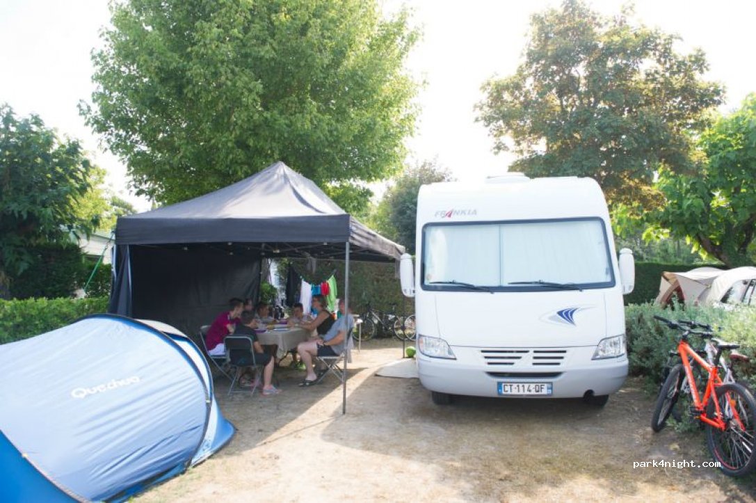 Le Camping Pradis Sol à Gogo — foto