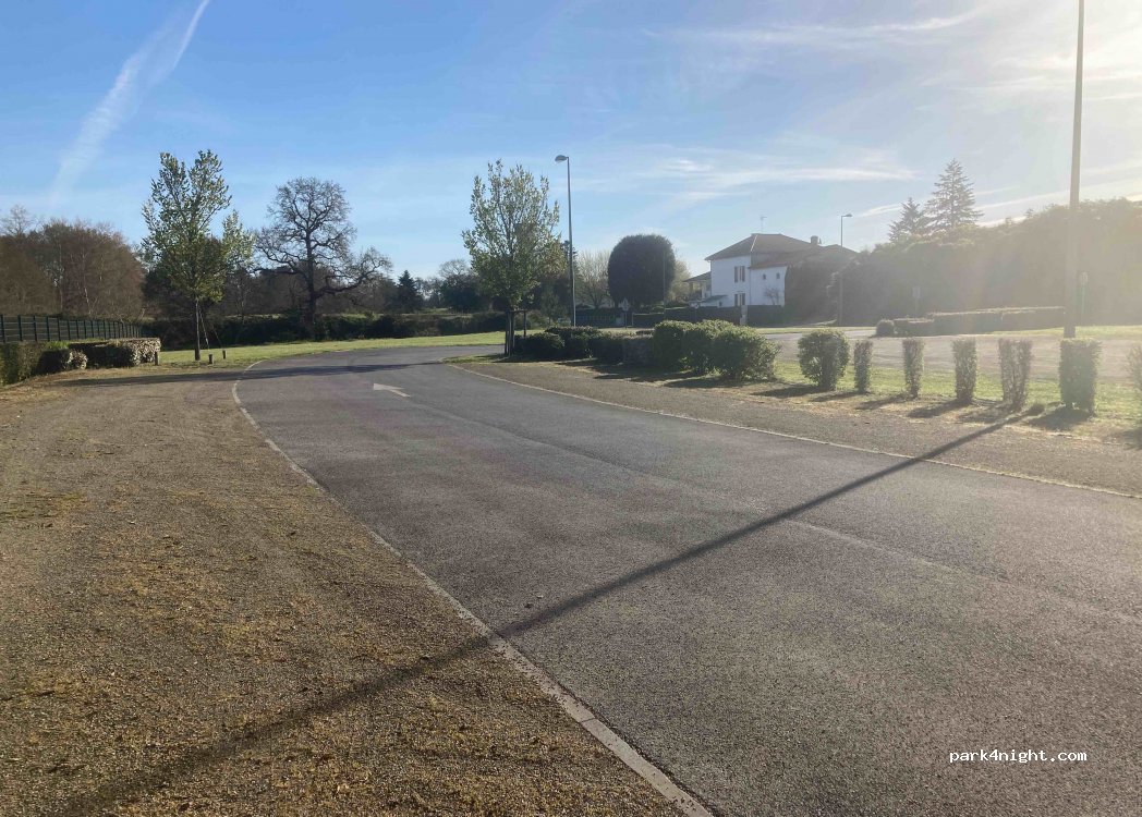 (40100) Dax - 71 Route de Saubagnacq — foto 2