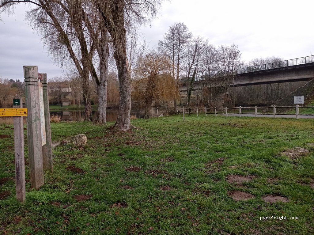 (36220) Fontgombault - 1 Chemin des Coteaux — foto