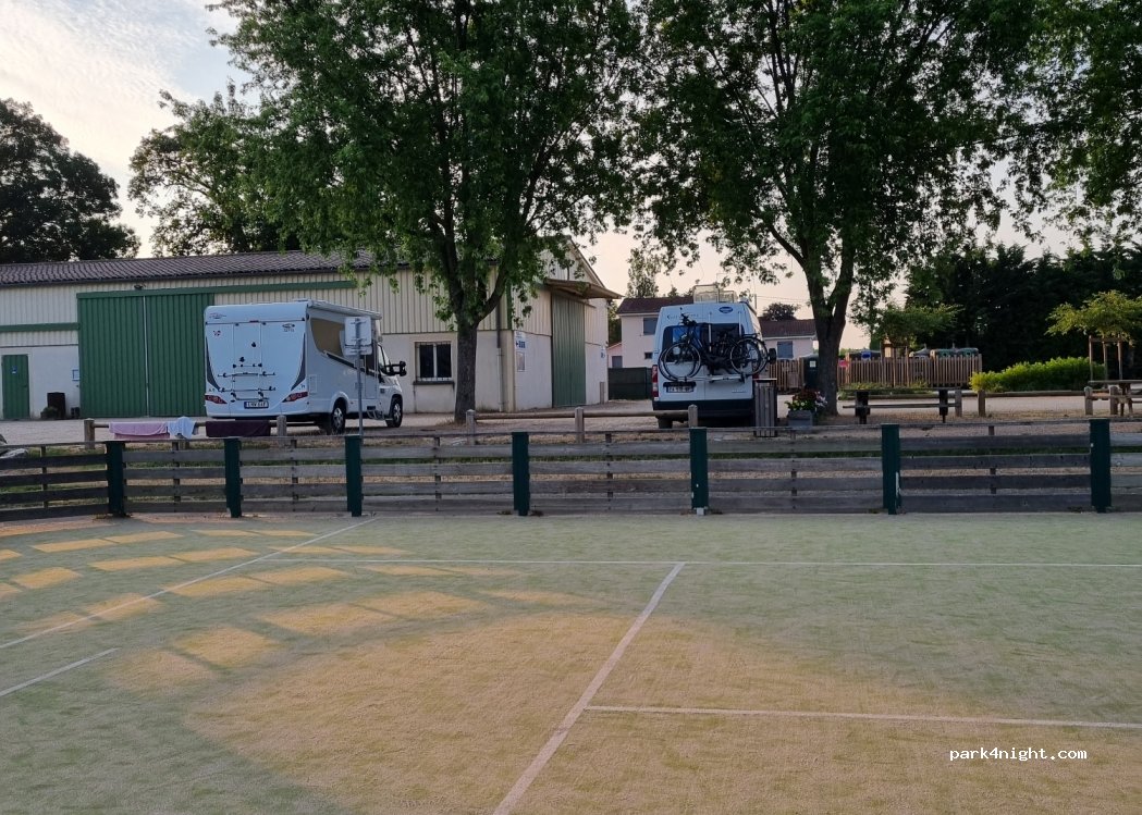 Aire de camping-cars Clessé — foto 3