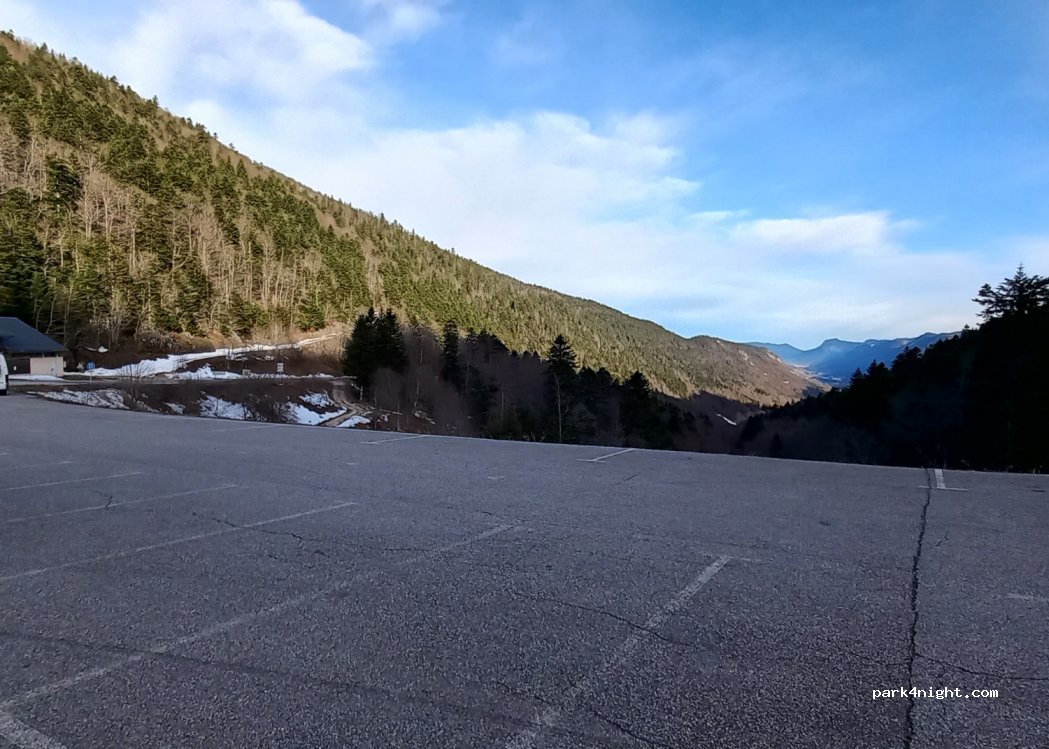 (26420) Saint-Agnan-en-Vercors - 1 D815 — foto