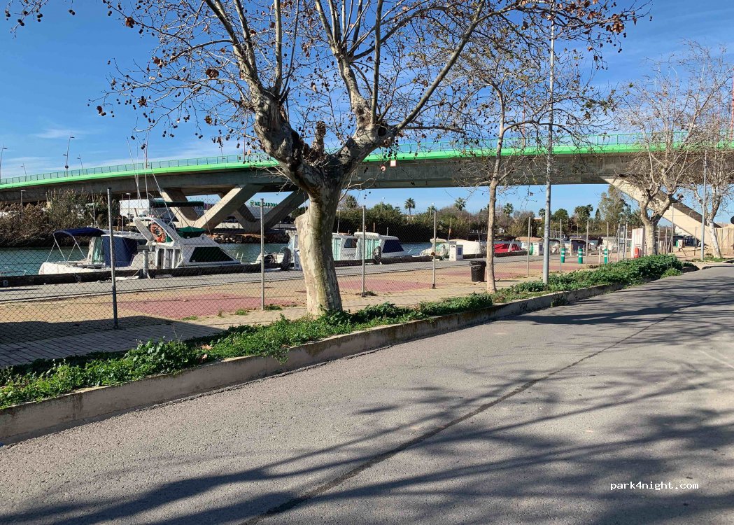(46400) Cullera - 65 Plaça Numero 23 — foto