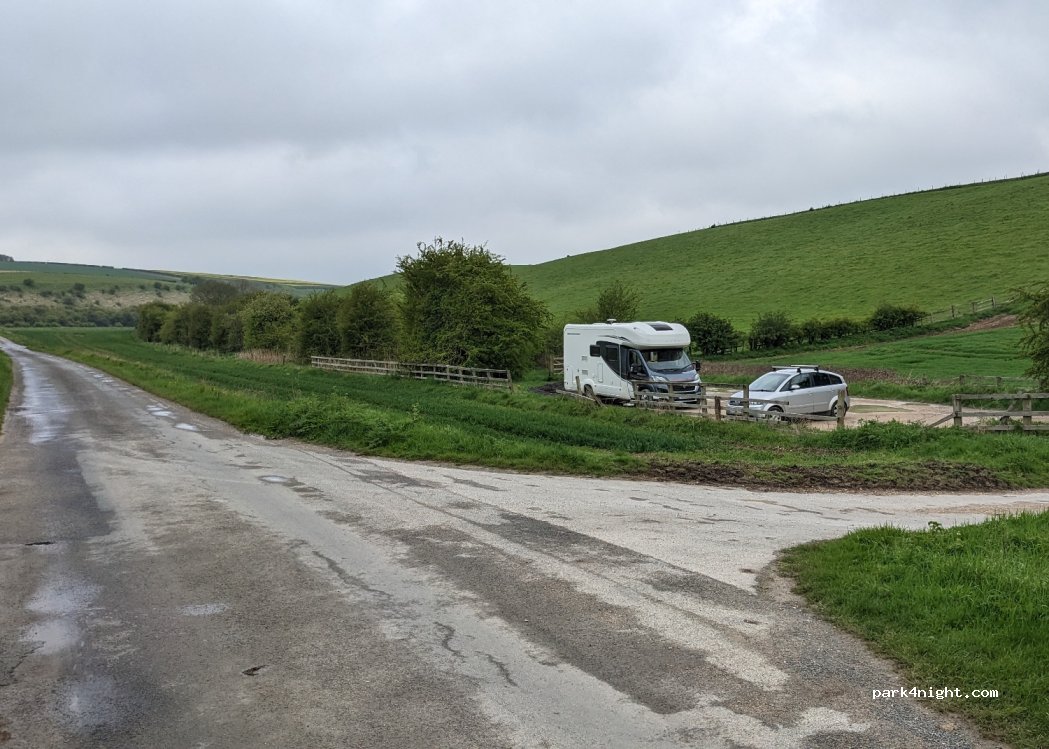 (YO43 3JA) Goodmanham - Unnamed Road — foto 4