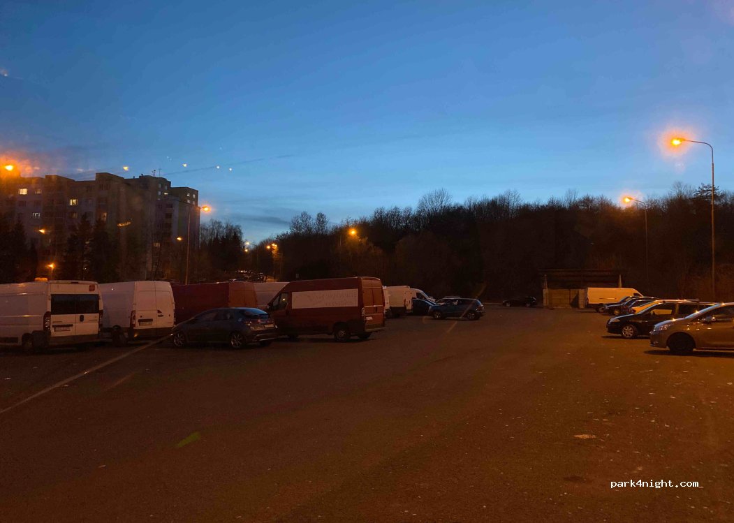 (974 11) Banská Bystrica - Unnamed Road — foto