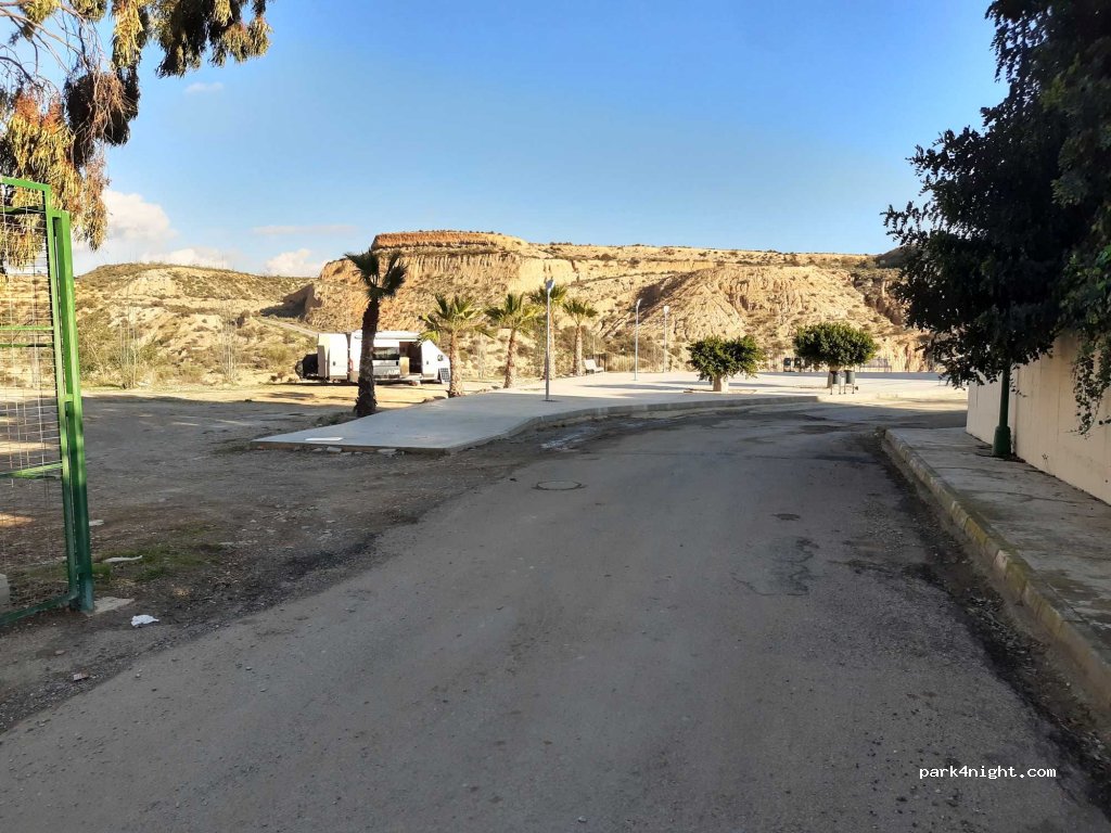 (04270) Sorbas - 71 Calle Campanario — foto